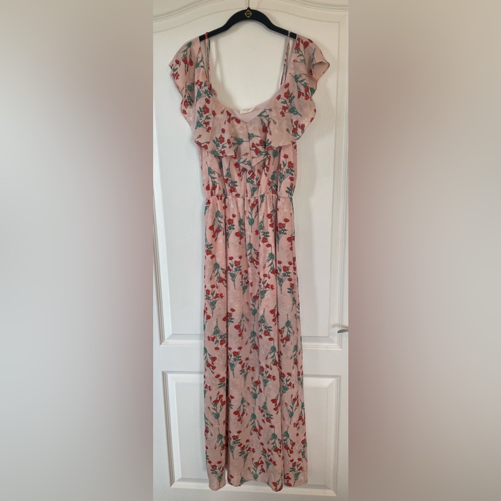 12.-B Medium Everly Floral print Maxi dress 18 ptp